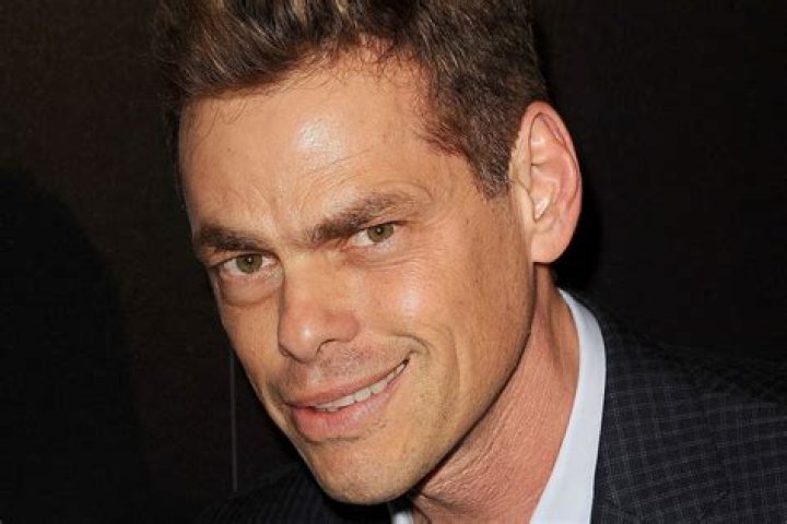 Shamwow Guy Net Worth 2020, Bio, Wiki, Height, Awards, and Instagram