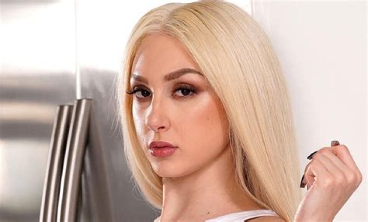 Skylar Vox Bio, Net Worth, Wiki, Videos, Photos and New Updates