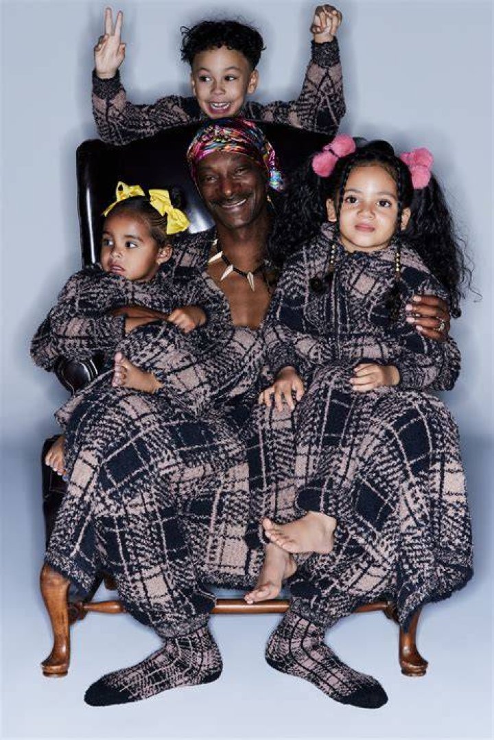 Snoop Dogg Gets Cozy in Rare Family Pics for Skims