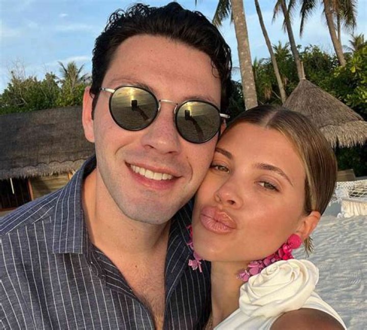 Sofia Richie's Chanel Wedding Dresses POPSUGAR Fashion UK