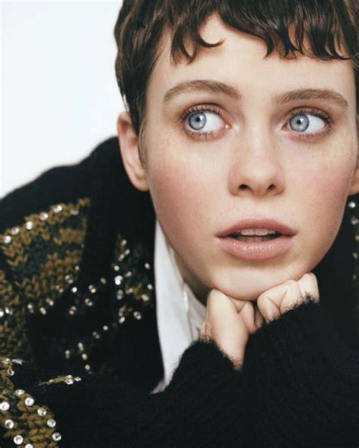 Sophia Lillis (Sch&ouml;n Magazine) Sophia lillis, Sophia, Lillies
