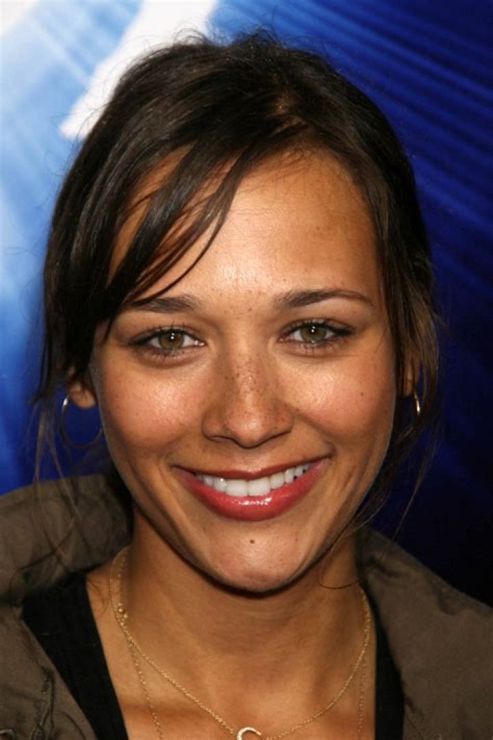 Star Rashida Jones '97 to Speak at 2016 Class Day News The