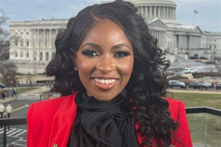 Texas Rep. Jasmine Crockett seeking Dallas U.S. House seat with Eddie