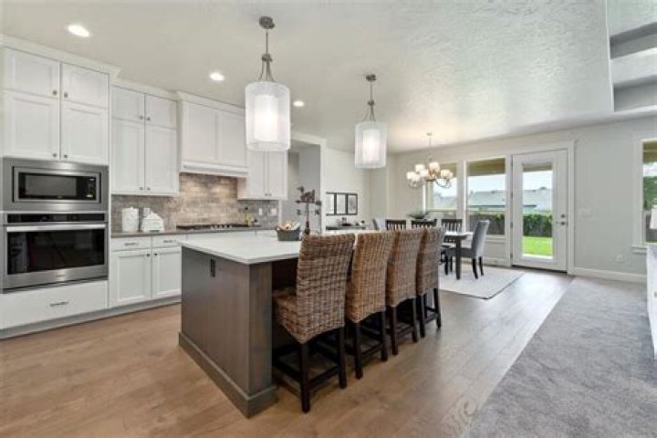 The Vista by Tresidio Homes