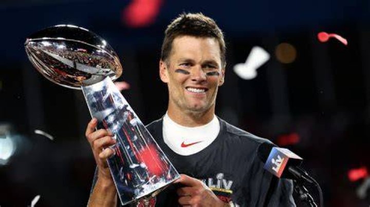 Tom Brady's Ex Bridget Moynahan Congratulates Him on Super Bowl Win E