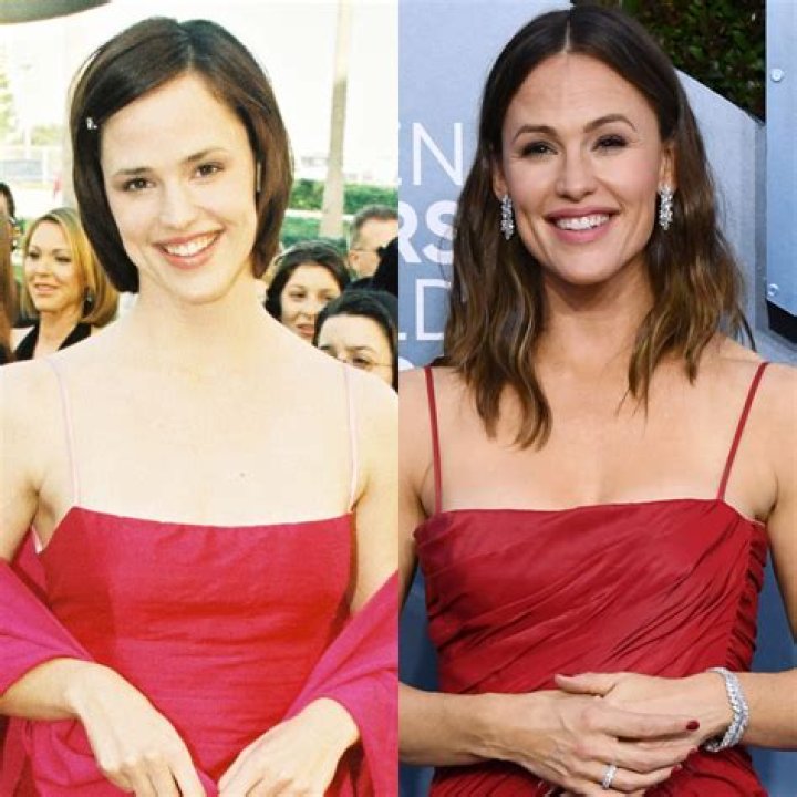 Twins! See Jennifer Garner's MiniMe Daughter Violet Through the Years