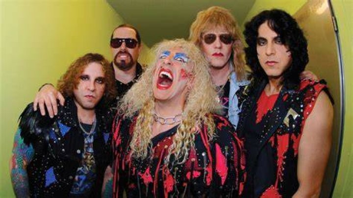 Twisted Sister's Dee Snider Blasts AntiMaskers for Terrorizing Target